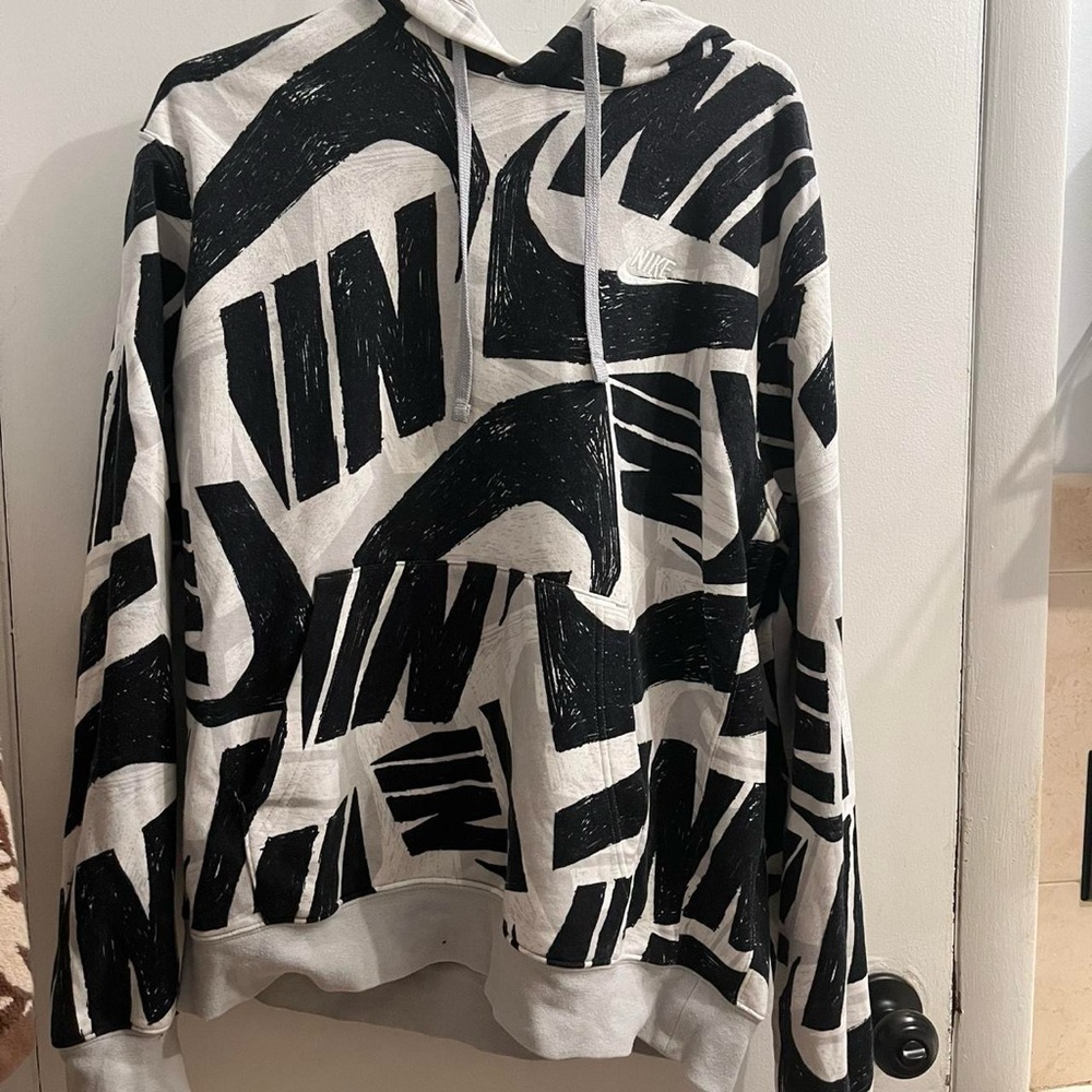 Nike Monochrome Graphic Hoodie